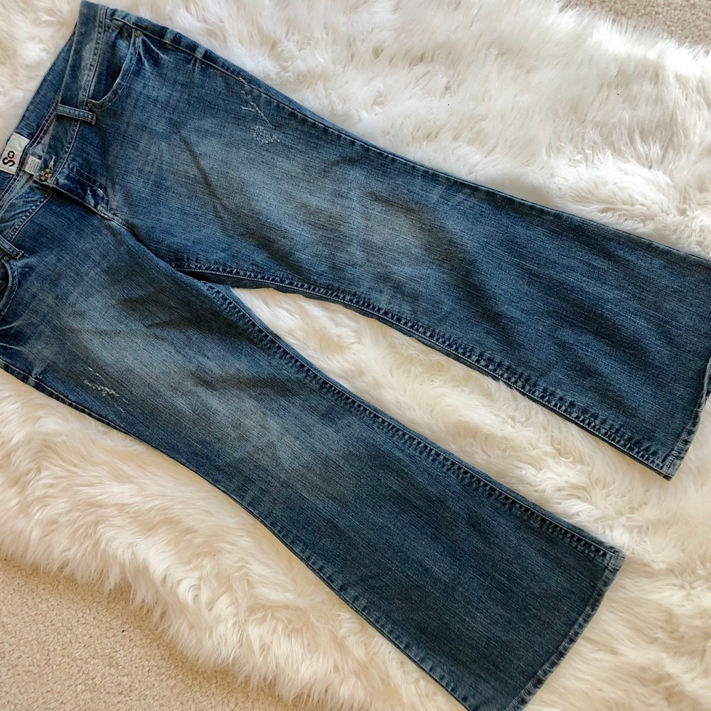 Mid rise flare jeans